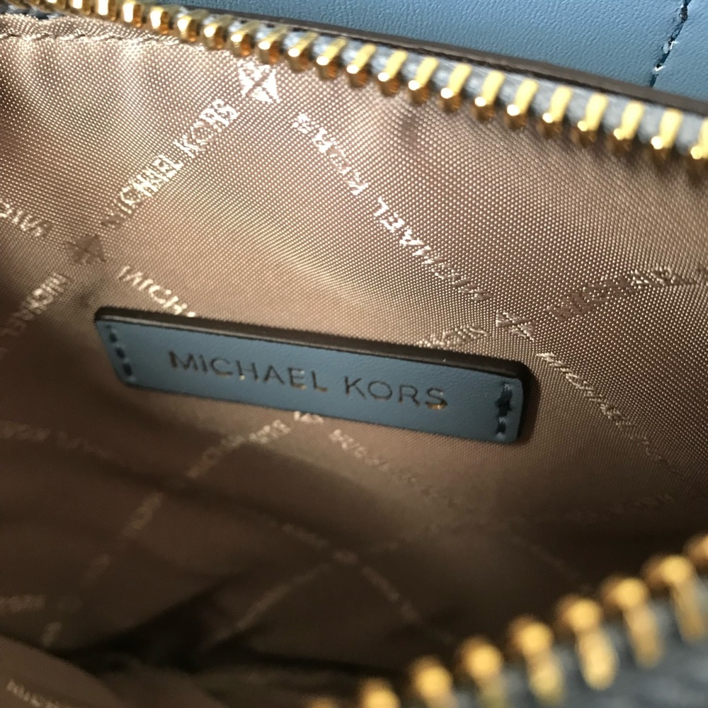 🌼Michael Kors Purse - Picture 11 of 14